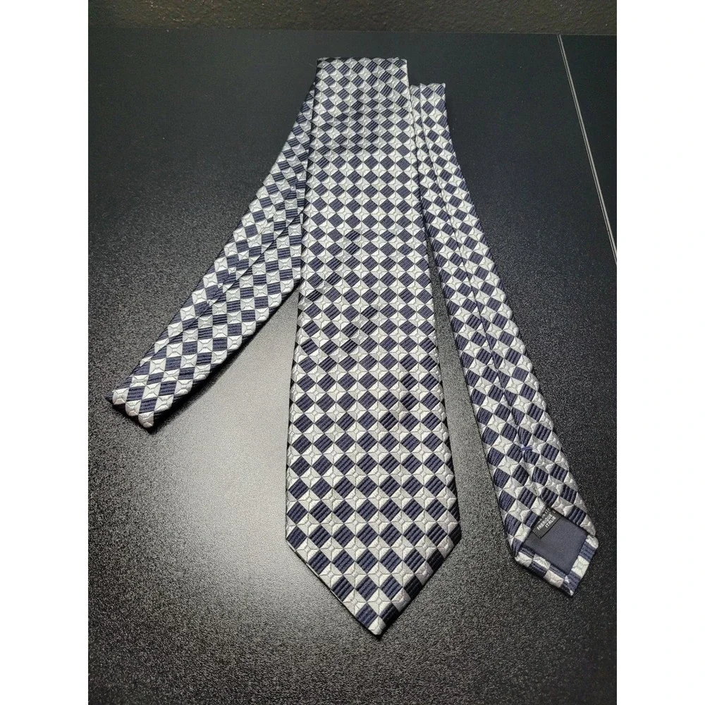 Canali Men's Necktie Navy Blue Silver Geometric Silk 3.25